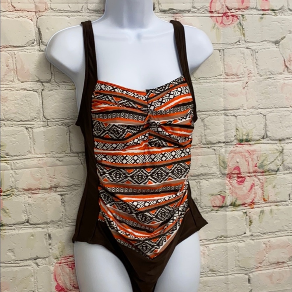 Swimming suit
